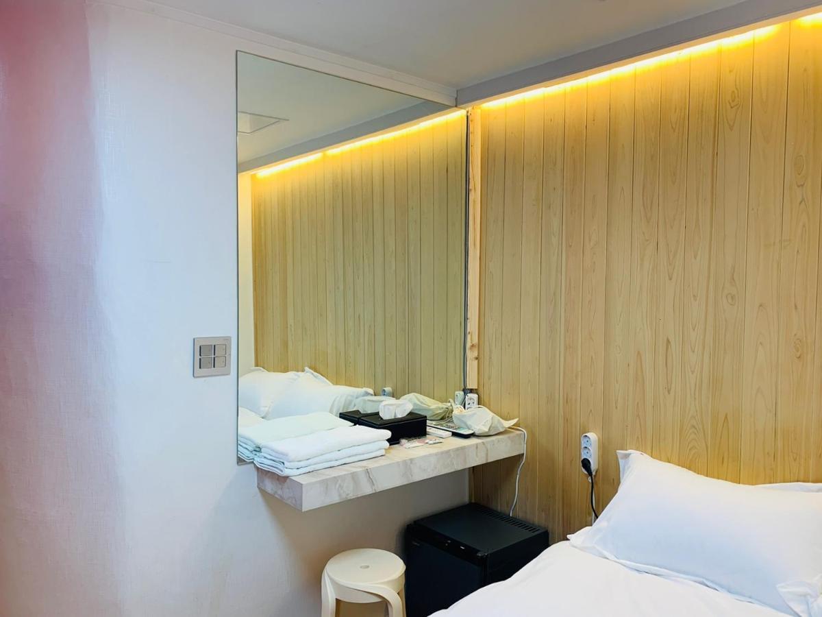 Ssh Lk Hostel Seoul Exterior photo